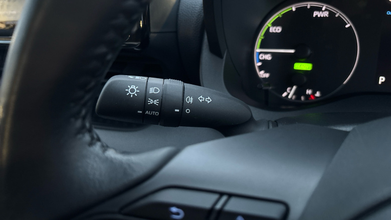 Toyota Yaris 1.5 Hybrid Icon 5dr CVT Hybrid Hatchback